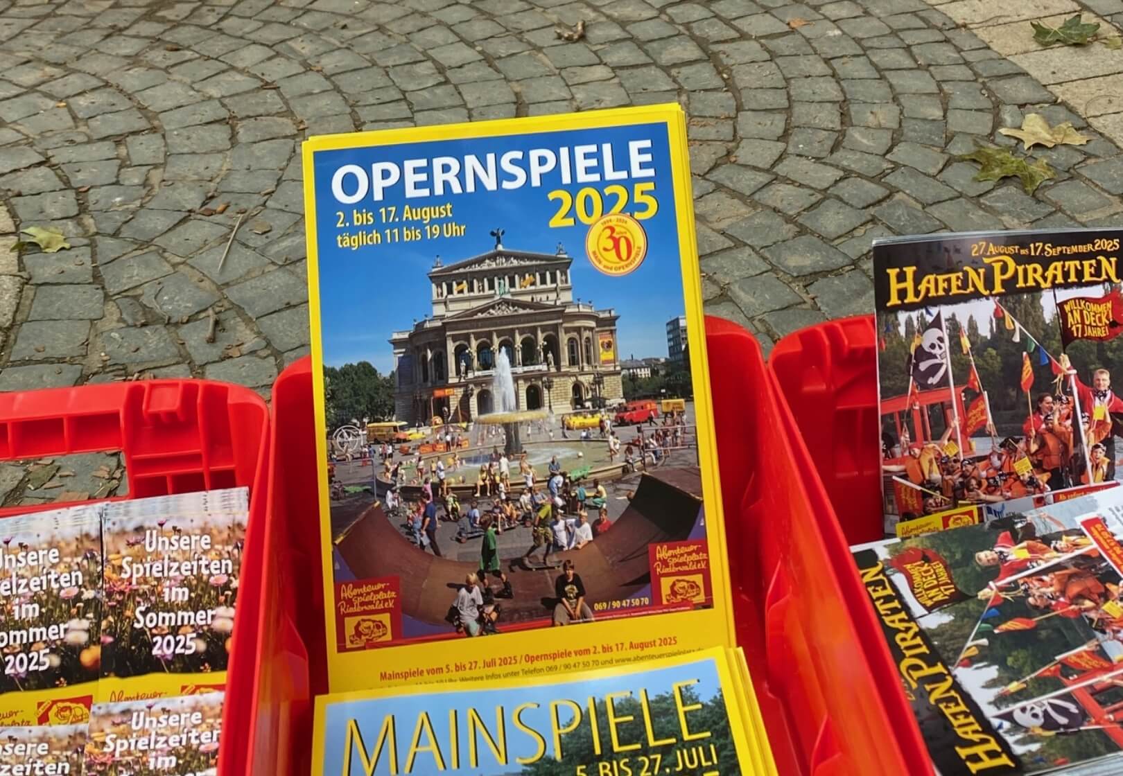 Das Werbeheft der Opernspiele 2025